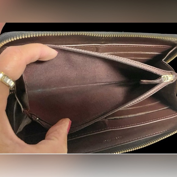 Chanel Matelasse Quilted Lambskin Zip around long Wallet & Box EUC - Picture 10 of 15